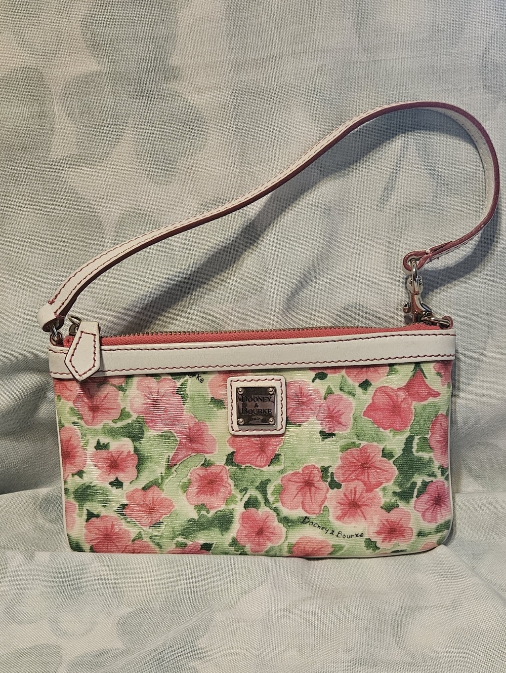 Dooney and Bourke Pink Petunias Mini Barrel Bag Large Slim Wristlet, Medium Case - Picture 6 of 12
